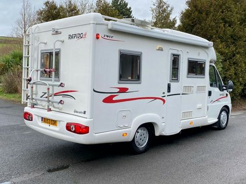 Rapido 741f Motorhome (2003) - Picture 2