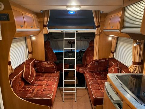 Lunar ROADSTAR 800 Motorhome (2008) - Picture 5