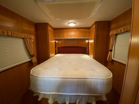 Lunar ROADSTAR 800 Motorhome (2008) - Picture 8