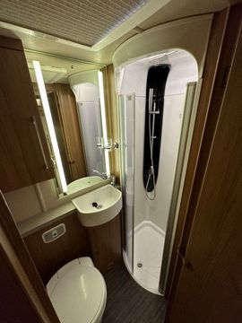 Auto Trail NAVAJO EK Motorhome (2016) - Picture 10