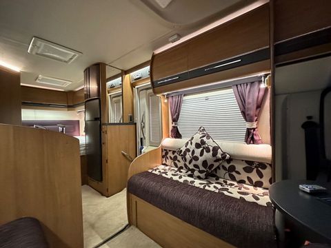 Auto Trail TRACKER FB Motorhome (2013) - Picture 6