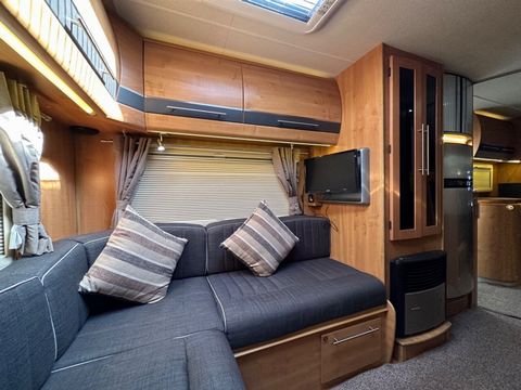 Auto Trail SCOUT Motorhome (2010) - Picture 13