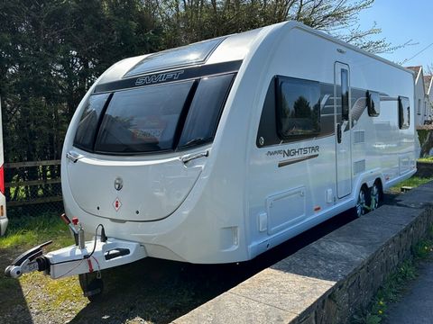 Swift  Touring Caravan - Picture 1