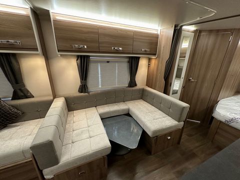 Swift  Touring Caravan - Picture 9