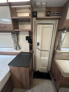 Bailey ADVANCE 76-4 Motorhome (2018) - Picture 8