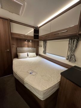 Bailey ADVANCE 76-4 Motorhome (2018) - Picture 9