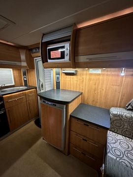 Auto Trail NAVAJO EK Motorhome (2011) - Picture 8