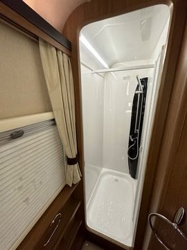 Auto Trail DAKOTA Motorhome (2013) - Picture 13