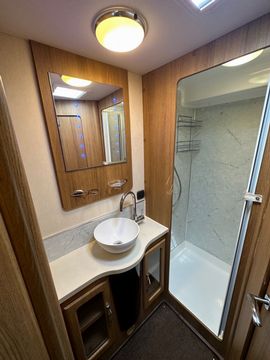 Auto Sleeper WORCESTER Motorhome (2012) - Picture 10