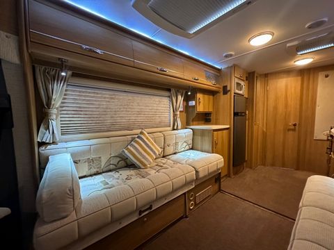Auto Sleeper WORCESTER Motorhome (2012) - Picture 6