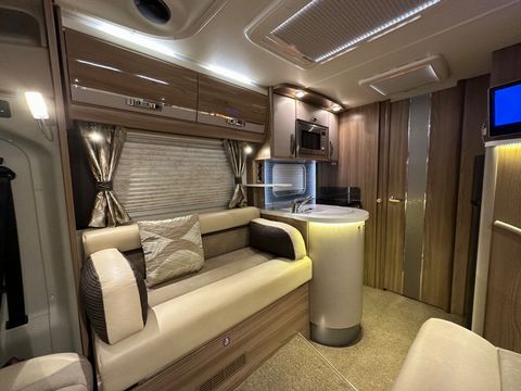 Swift BOLERO 712 SB BLACK EDITION Motorhome (2015) - Picture 6