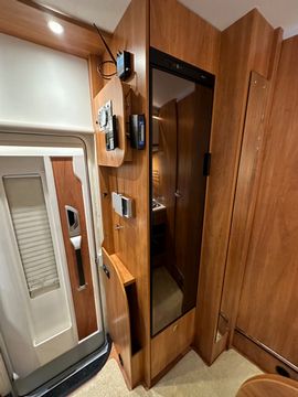 Dethleffs TREND i6757 DBM Motorhome (2017) - Picture 9