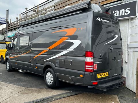 RS SPRINTER X MOTORCROSS Campervan (2015) - Picture 2