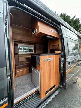 RS SPRINTER X MOTORCROSS Campervan (2015) - Picture 8