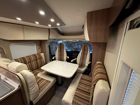 BURSRTNER IT740 Motorhome (2013) - Picture 3