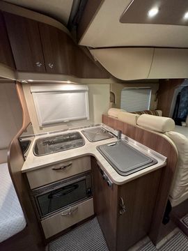 BURSRTNER IT740 Motorhome (2013) - Picture 8