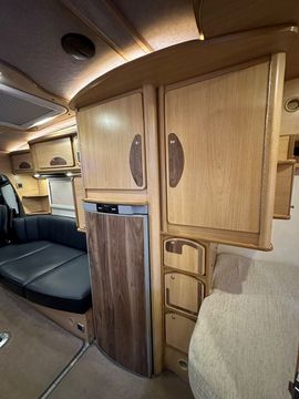 IH IH J500 Motorhome (2010) - Picture 12