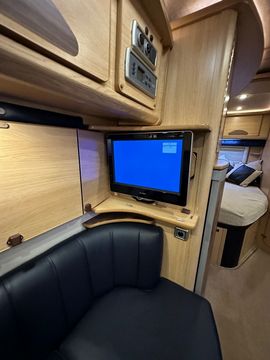 IH IH J500 Motorhome (2010) - Picture 9