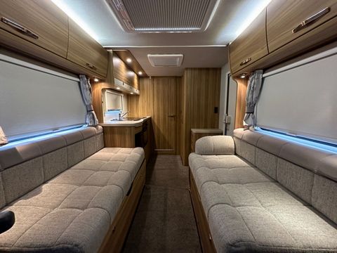 Elddis ACCORDO 105 Motorhome (2015) - Picture 5