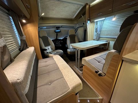 Swift BOLERO 684 FB Motorhome (2012) - Picture 3