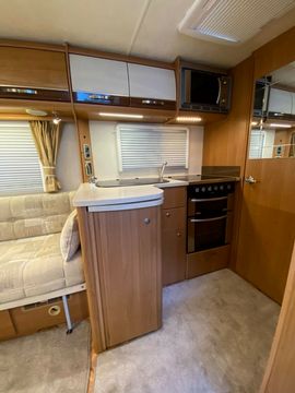 Autocruise STARBURST Motorhome (2009) - Picture 9