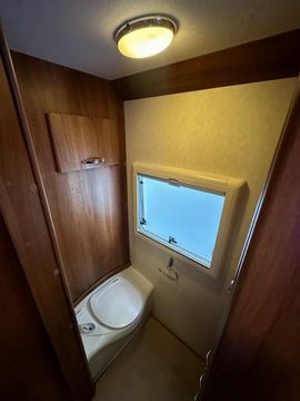 Auto Sleeper COTWOLD Motorhome (2010) - Picture 13