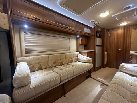 Auto Sleeper COTWOLD Motorhome (2010) - Picture 7