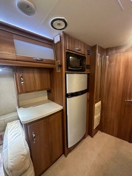 Auto Sleeper COTWOLD Motorhome (2010) - Picture 9