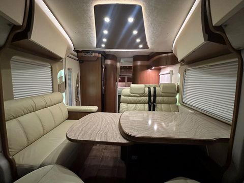 Bürstner IXEO PLUS IT 724 Motorhome (2012) - Picture 5