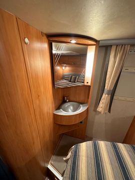 Adria  Motorhome (2008) - Picture 12