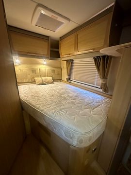 Bessacarr E560 Motorhome (2008) - Picture 10