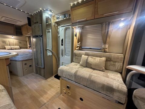 Bessacarr E560 Motorhome (2008) - Picture 6