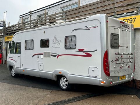 Rapido 999M Motorhome (2007) - Picture 2