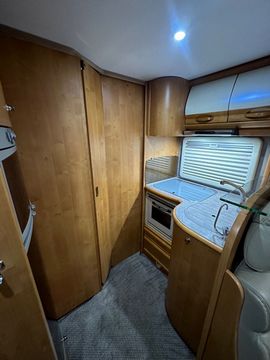 Rapido 999M Motorhome (2007) - Picture 8