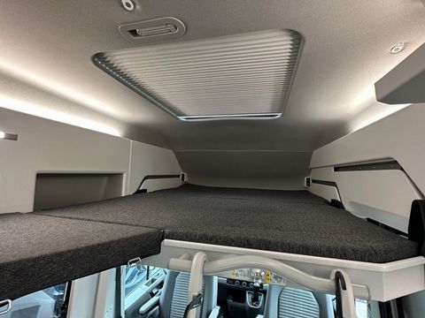 Volkswagen GRAND CALIFORNIA 600 Campervan (2021) - Picture 11