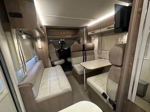 Compass AVENTGARDE 196 Motorhome (2021) - Picture 4