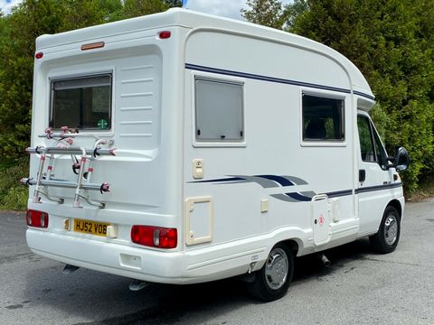 Auto Sleeper AUTOSLEEPER NUVO Motorhome (2002) - Picture 2