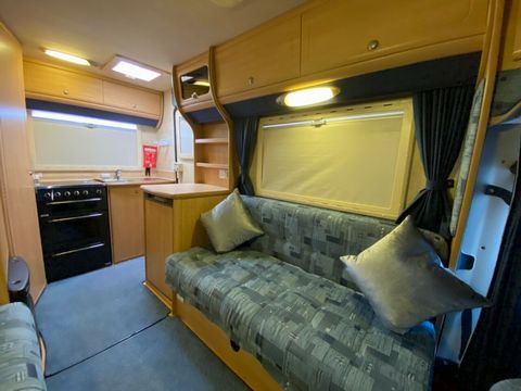 Auto Sleeper AUTOSLEEPER NUVO Motorhome (2002) - Picture 8