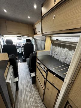 Danbury ROYALE Campervan (2019) - Picture 12