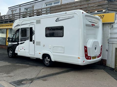 Auto Trail TRACKER EB Motorhome (2020) - Picture 2