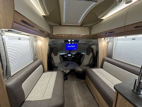 Auto Trail TRACKER EB Motorhome (2020) - Picture 4