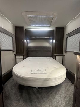 Elddis MAJESTIC 250 Motorhome (2021) - Picture 15