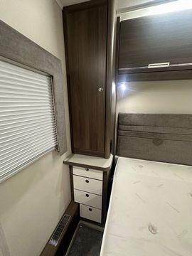 Elddis MAJESTIC 250 Motorhome (2021) - Picture 16