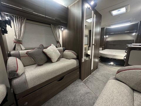 Elddis MAJESTIC 250 Motorhome (2021) - Picture 6