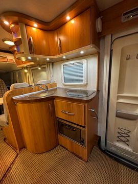 Hymer B508 CL Motorhome (2008) - Picture 8