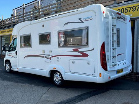 Rapido 7086F Motorhome (2008) - Picture 2