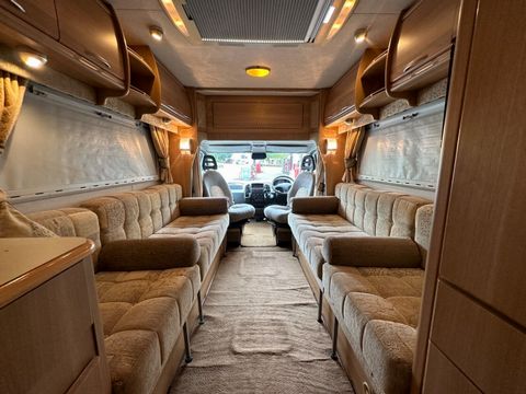 Autocruise STARQUEST EL Motorhome (2005) - Picture 4