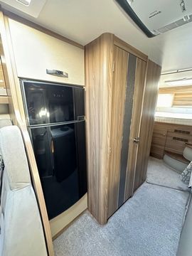 Swift Kon-tiki 679 Motorhome (2017) - Picture 10