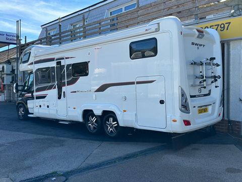 Swift Kon-tiki 679 Motorhome (2017) - Picture 2