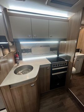 Swift KON-TIKI 675 Motorhome (2019) - Picture 8